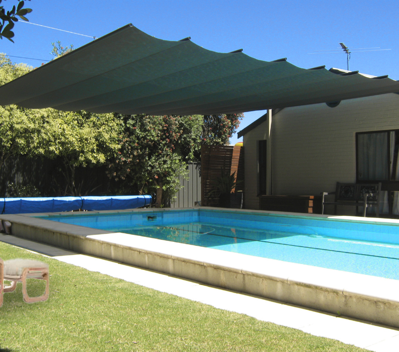 D Shaderunner-Over-Pool